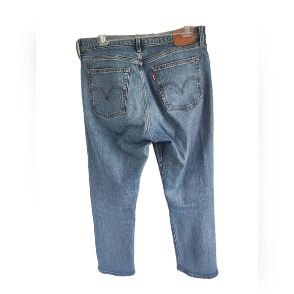 Levis Women's Wedgie Straight Medium Wash Button Fly Jeans Size 31 Inseam 26 - Picture 4 of 11